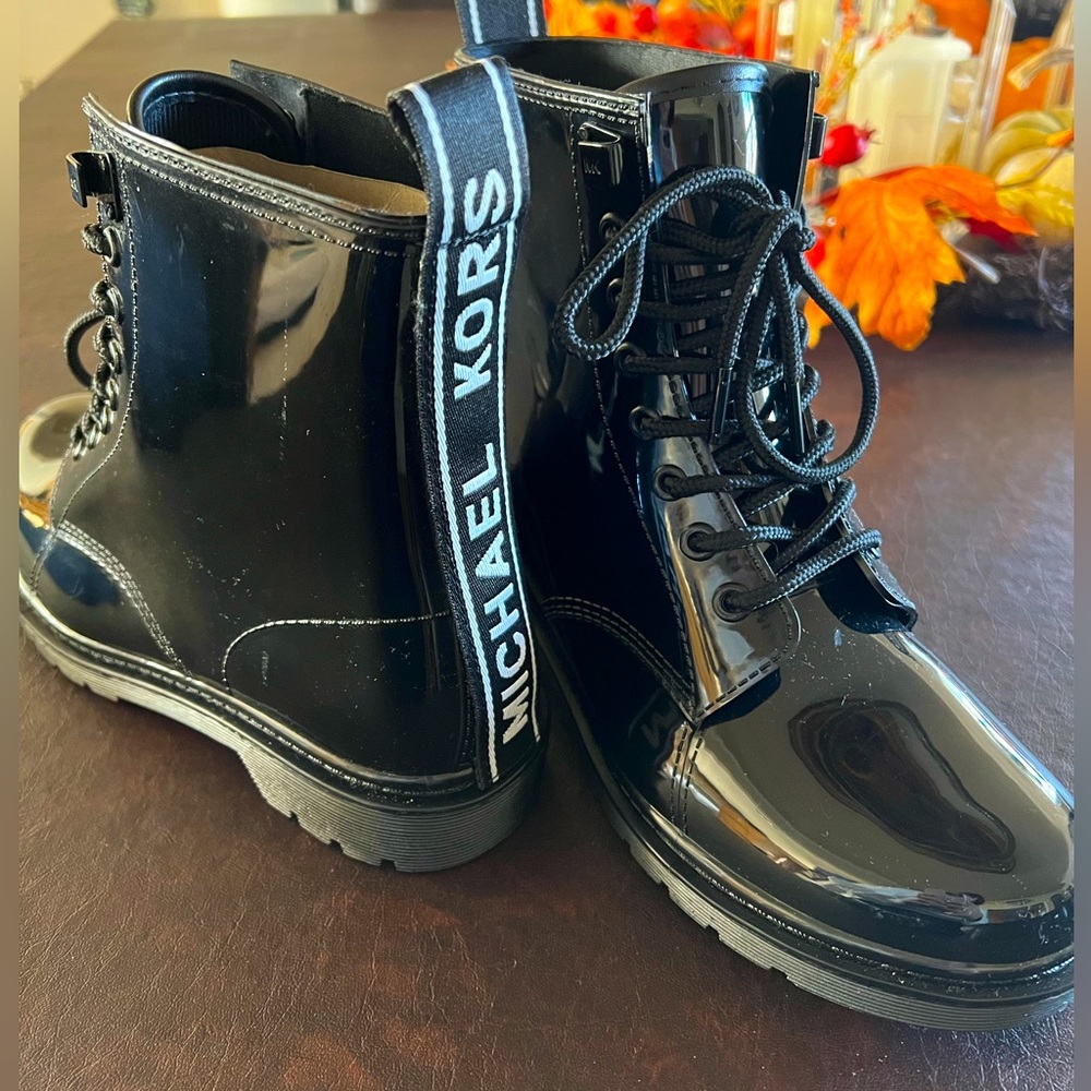 Womens Michael Kors boots